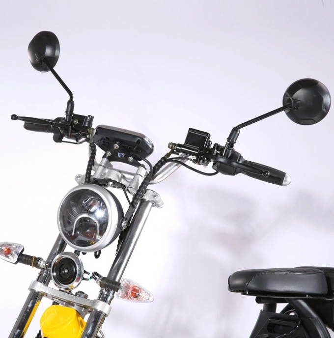 वयस्कों के लिए ऑफ रोड 3 व्हील इलेक्ट्रिक स्कूटर स्ट्रीट कानूनी 1000w 1500w 60v लिथियम बैटरी 11